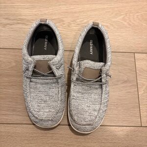 Old Navy Textured Gray Boy’s Loafers